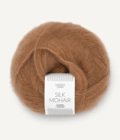 2543 Silk Mohair - Siulų dama - siūlai mezgėjoms megzti kojines megztinius šalikus šalikas megztinis siūlų parduotuvė pigiausi siūlai geriausi pasiūlymai nemokama registracija - Siūlų Dama Siūlų pasaulis https://siuludama.lt Sandnes Garn <strong>Sudėtis</strong>: 60 % mohera, 15 % vilna, 25 % šilkas <strong>Svoris/ilgis</strong>: 50 g apie 280 m <strong>Rekomenduojamas virbalų dydis</strong>: 5 - 5,5 mm <strong>Priežiūra</strong>: skalbti rankomis iki 40 °C SND-silkmohair