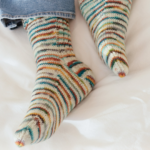 Drops Fabel 75 % vilna 25 % poliamidas siūlai kojinems tvirti minksti siulai margi siulai kudikiu rubeliams suaugusiems megztiniams skaroms pledams siulu dama pusvilnes siulai