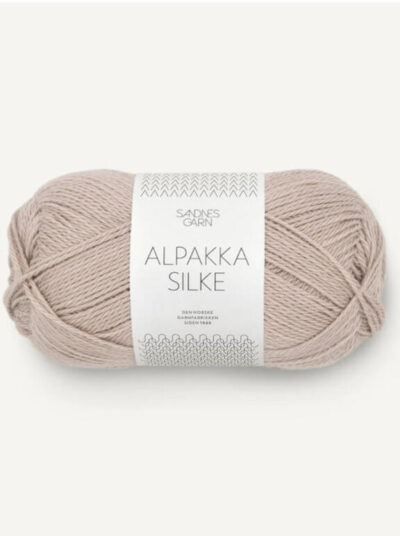Alpakka silke 3821 - Siulų dama - siūlai mezgėjoms megzti kojines megztinius šalikus šalikas megztinis siūlų parduotuvė pigiausi siūlai geriausi pasiūlymai nemokama registracija - Siūlų Dama Siūlų pasaulis https://siuludama.lt Sandnes Garn <strong>Sudėtis</strong>: 70 % alpakos vilna, 30 % šilkas <strong>Svoris/ilgis</strong>: 50 g apie 200 m <strong>Rekomenduojamas virbalų dydis</strong>: 3.00 mm <strong>Priežiūra</strong>: skalbti atsargiu ręžimu mašina iki 30°C SND-alpakkasilke