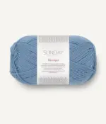 6043 sv.melyna Sunday by Petite Sundnes Garn siulu dama 100 % merino vilna norvegiski siulai mezgimo siulai ploni siūlai kudikiams vaikams suaugusiems megztiniams kepurems salikams deriniams su mohera riesiniems tvirtas merinas