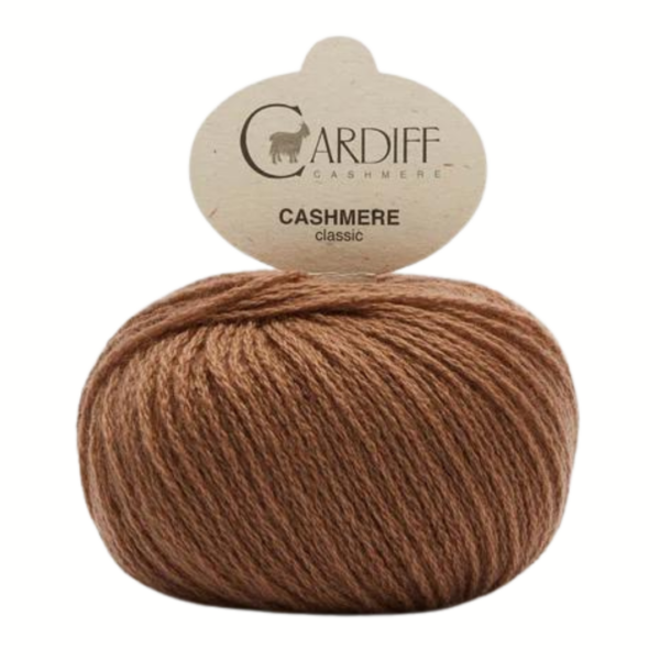 cardiff cashmere siulu dama 700 vid.ruda kasmyras 100 proc. kasmyro siulai mezgimo siulai silti nekutenantys svelnus siulai rudens-ziemos kolekcija siulai vaikams skaroms megztukams riesiniu mezgimui italiski siulai